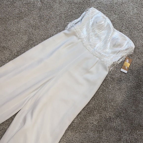 White jumpsuit - Picture 2 of 4